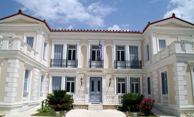 Nafplio Travel Guide 2026: Best Things To Do, See &Amp; Where To Stay - Nafplion National Galery - Greek List