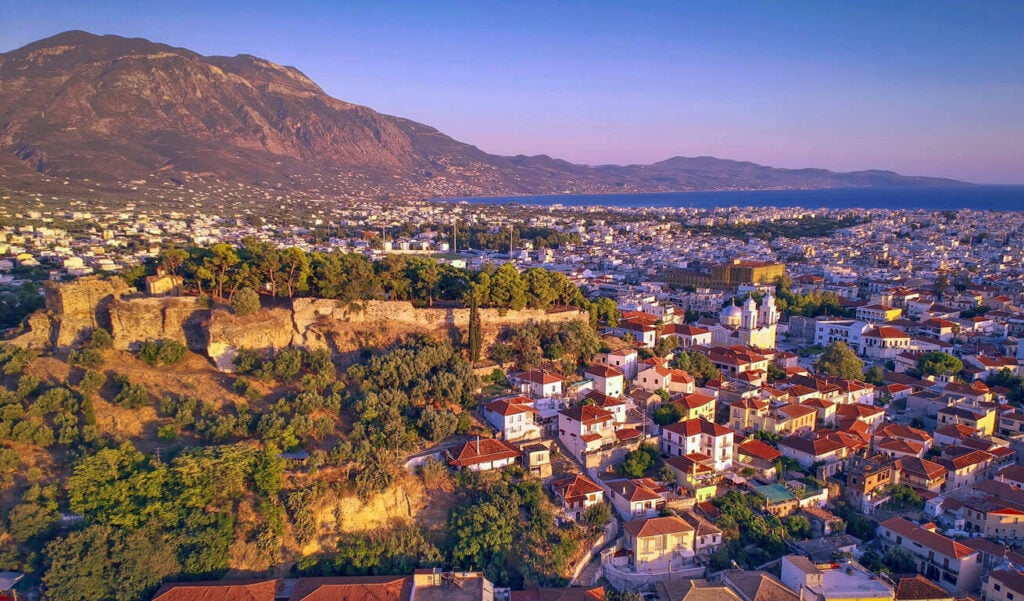 Top 5 Greek Destinations For A Luxurious 28Th Of October 2025 Getaway! - Kalamata - Greek List