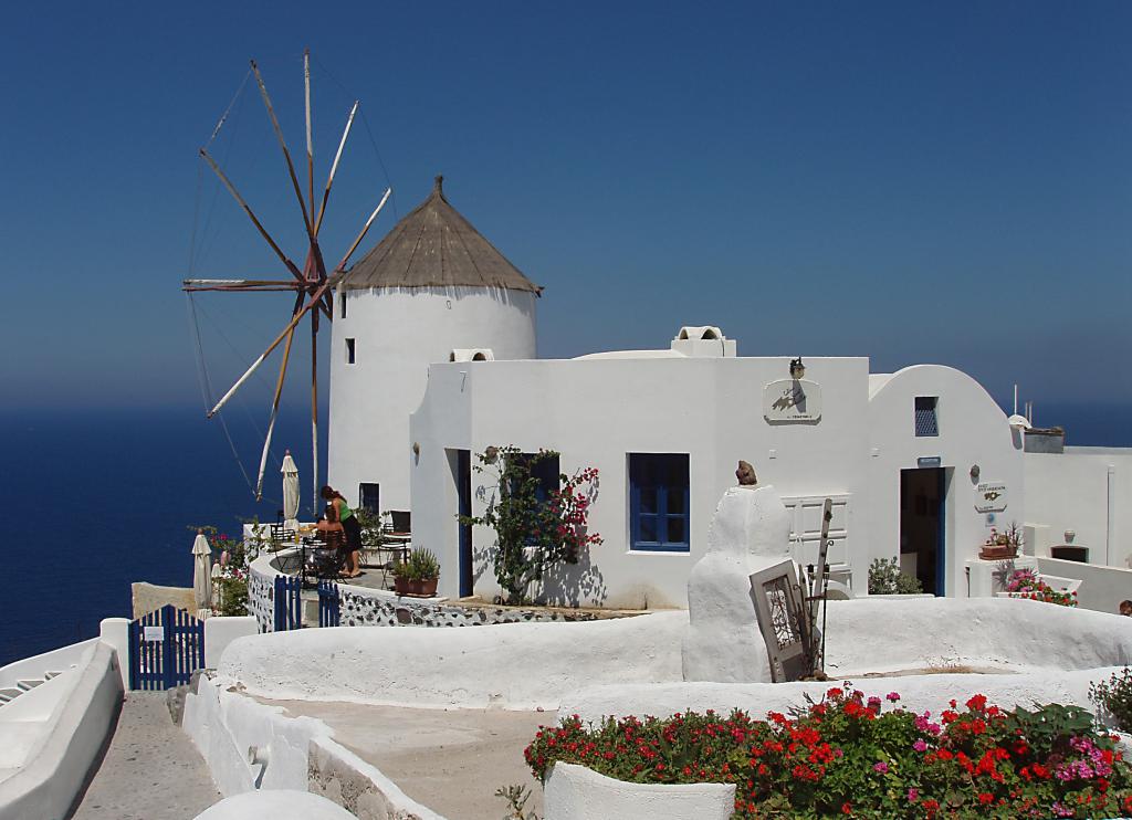 Traditional Windmill In Oia, Santorini – A Must-See For Uk Travellers