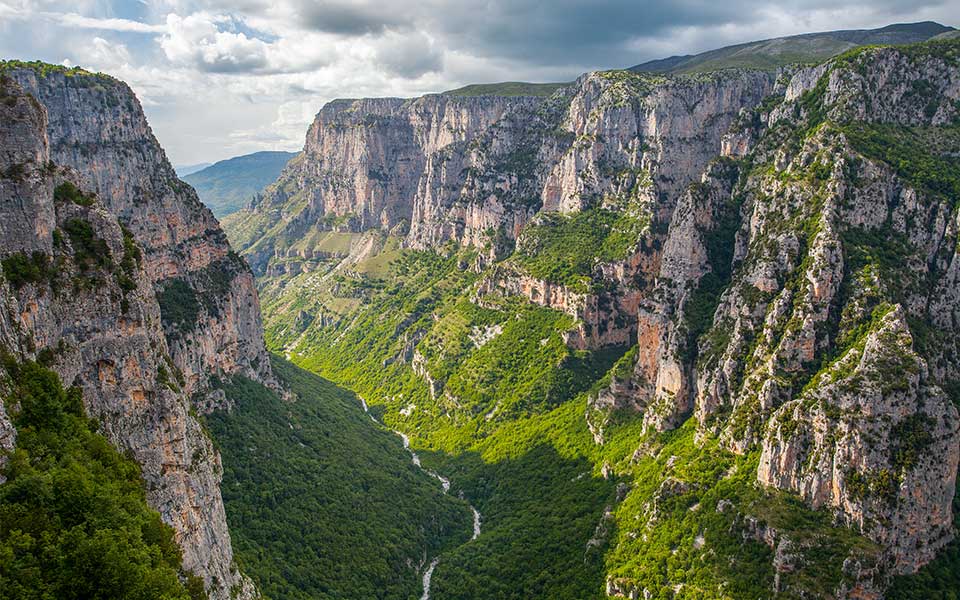 Ioannina Travel Guide 2026: Everything You Need To Know Before You Go! - Vikos - Greek List Ioannina Travel Guide 2026: Everything You Need To Know Before You Go! - Vikos - Greek List