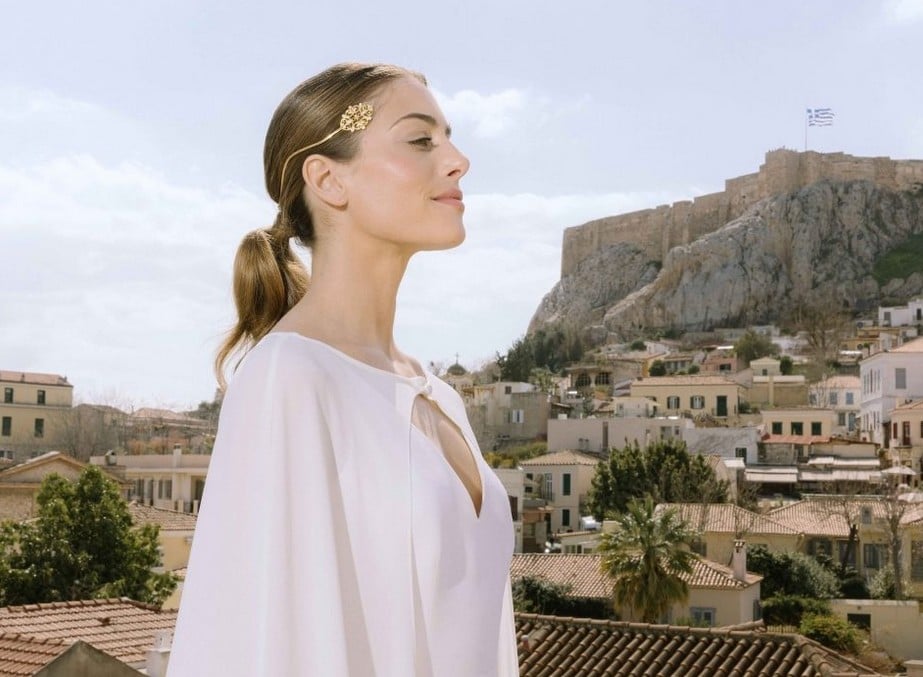 Home - Aenalia Cherry On The Cake - Greek List