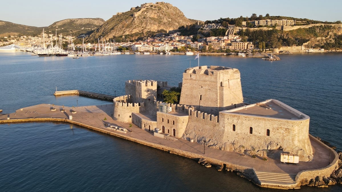 Nafplio Travel Guide 2026: Best Things To Do, See &Amp; Where To Stay - Bourtzi - Greek List