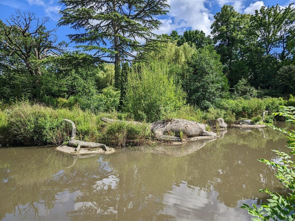 South London Greek weekend: the Victorian dinosaur sculptures by the lake in Crystal Palace Park