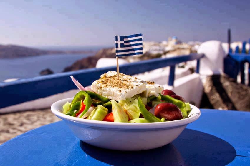 Greek Salad: A Refreshing Taste Of The Mediterranean! - Greek Salad Horiatiki 1 - Greek List