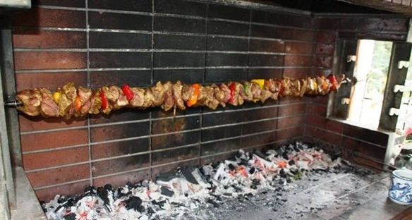Kontosouvli voted the best pork dish in the world by TasteAtlas! - Kontosouvli Grill - Greek List