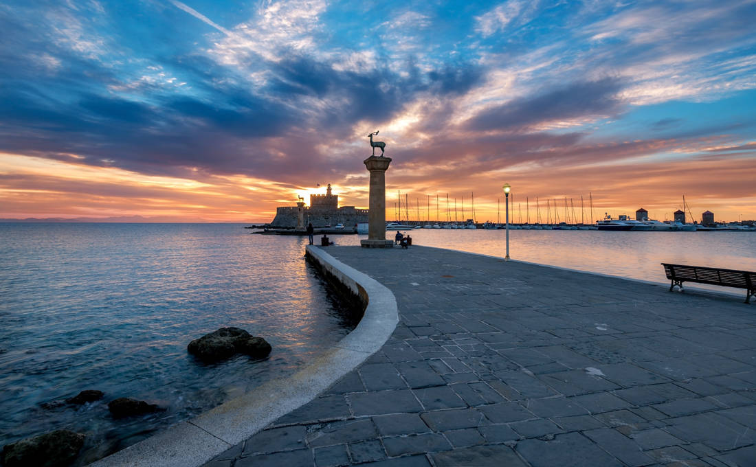 Easter Serenity: A Traveler'S Spiritual Retreat To Rhodes Island, In Greece - Mandraki Harbour - Greek List Mandraki Harbour