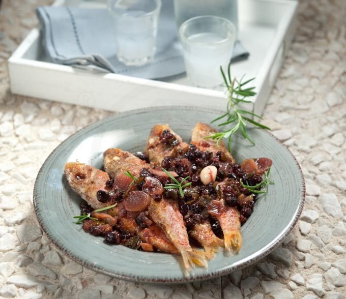 Witnessing The Easter Spirit In 2024: A Guide To The Catholic Easter In Corfu - Savoro - Greek List Savoro