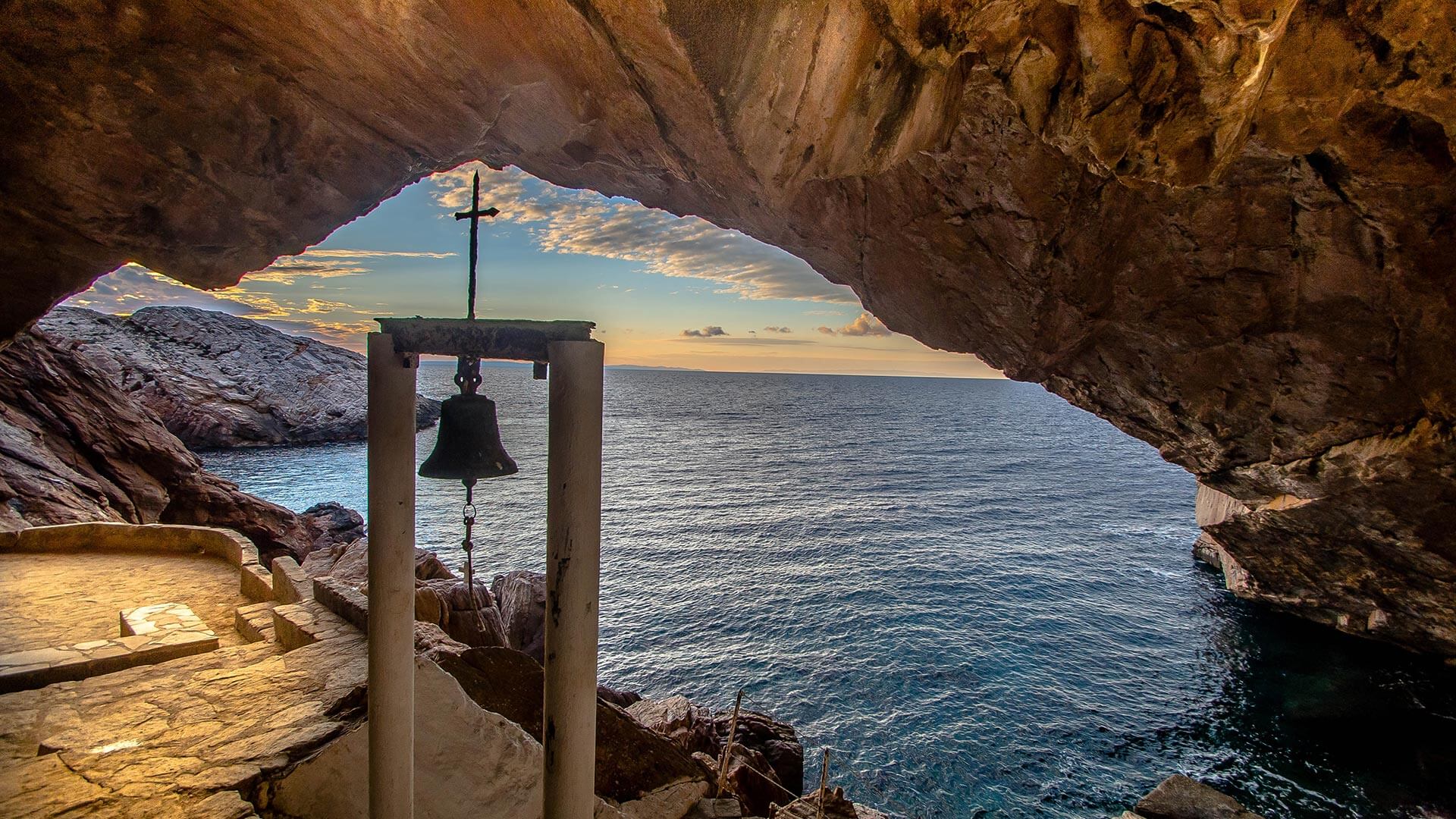 Syros Bell