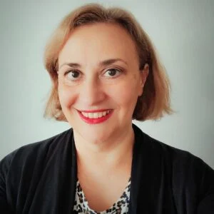 Athina Patsoule, Greek Psychotherapist Online