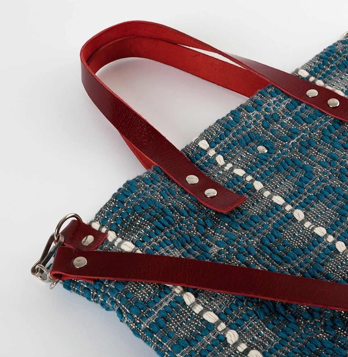Ο Μαγικός Κόσμος Της Ευγενίας Χανδρή - Indigo Tote Fibra Fibra B - Greek List