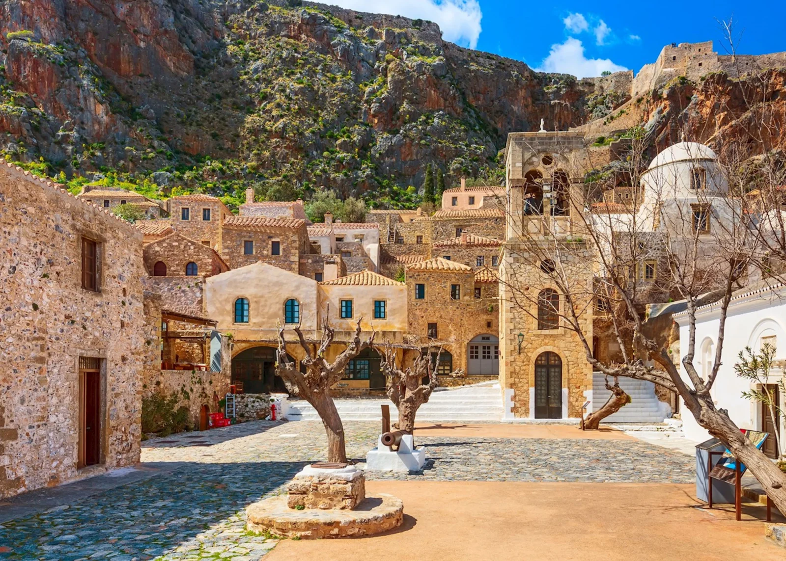 Amorous Escapes: Exquisite Greek Havens For An Unforgettable Valentine'S Rendezvous - Monemvasia - Greek List