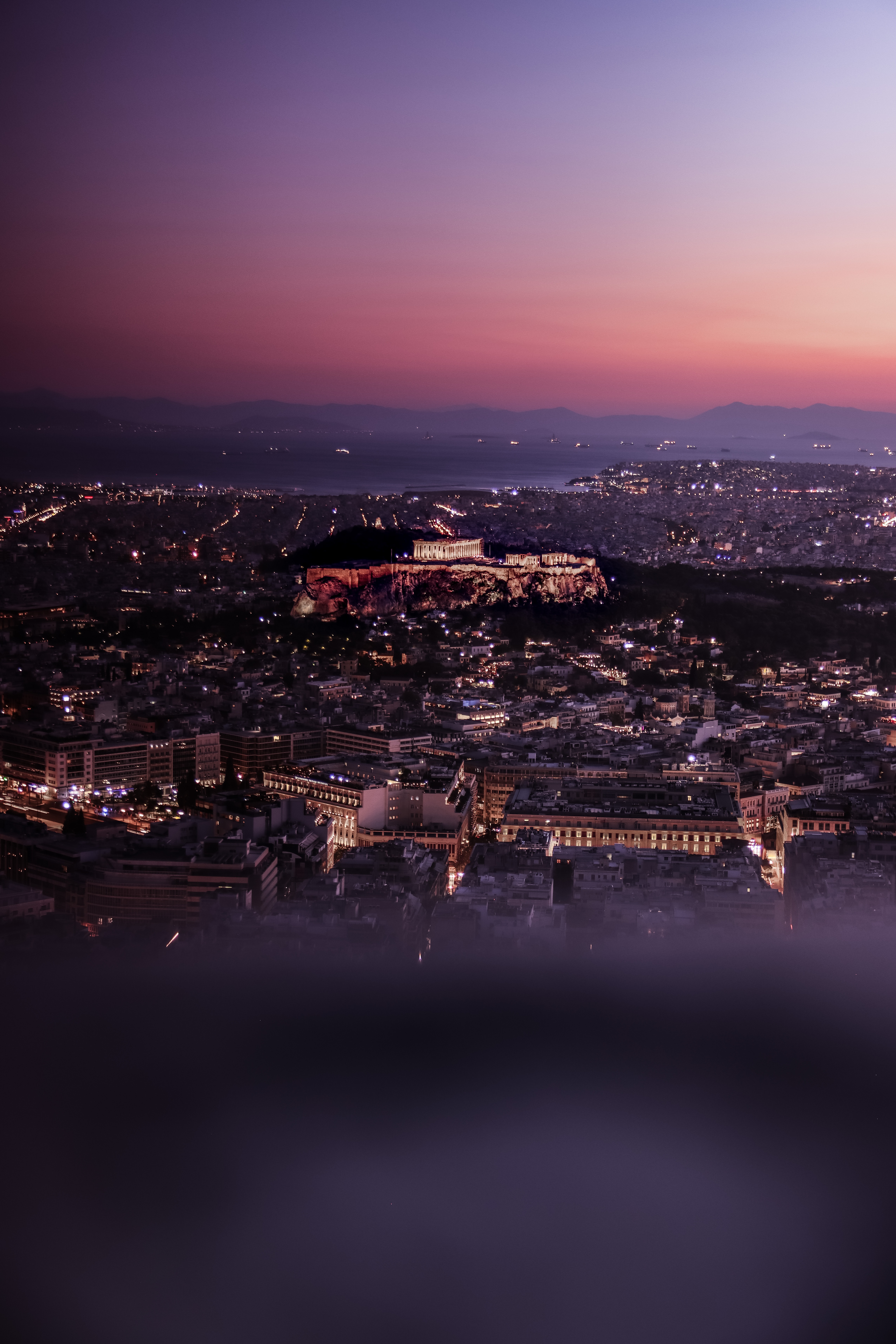 Christmas in Athens 2023 - A Christmas Odyssey: Navigating the Captivating Labyrinth of Christmas in Athens - florian wehde SBgByAsE 40 unsplash - Greek List