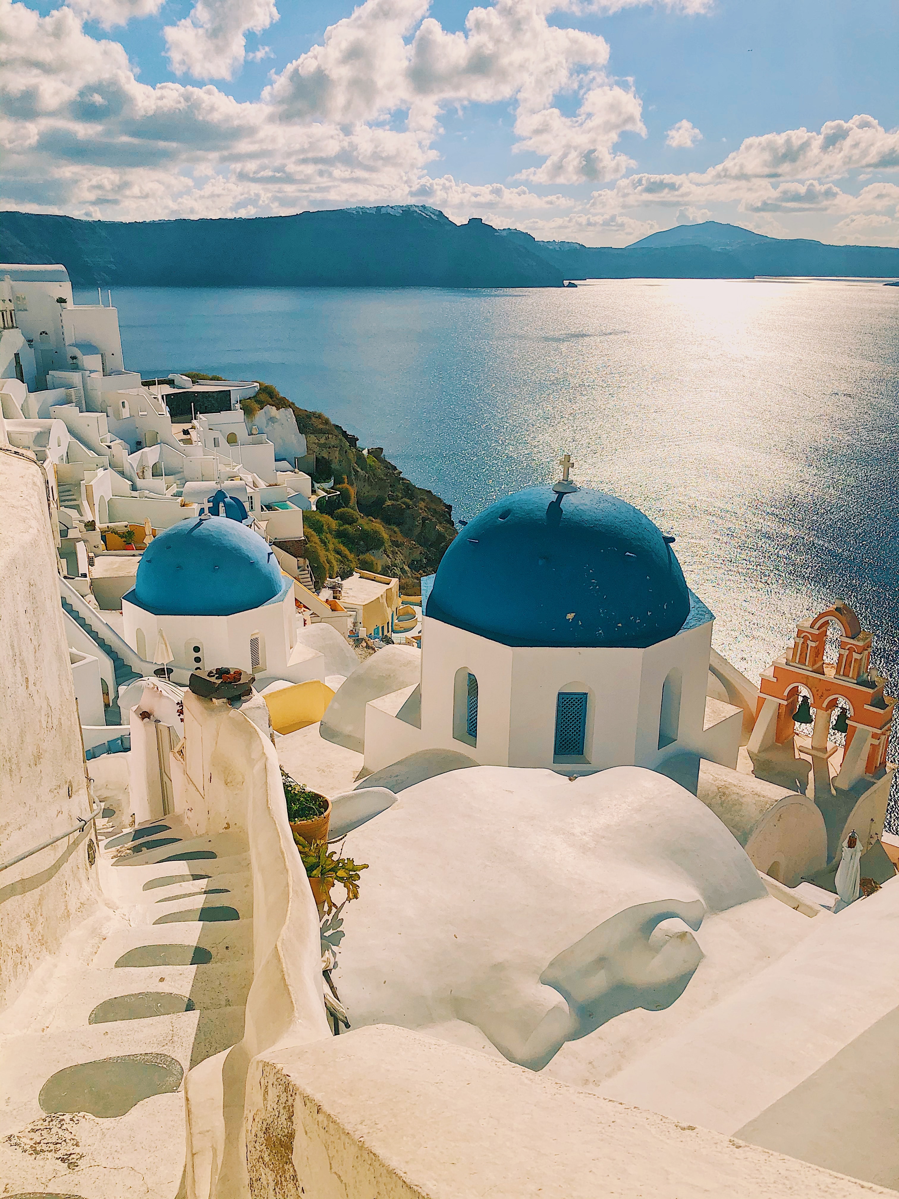 Mesmerizing Santorini: A Journey Through Azure Skies, Crystal Waters, And Timeless Beauty - Tania Mousinho Vf0L0Bqlrky Unsplash - Greek List